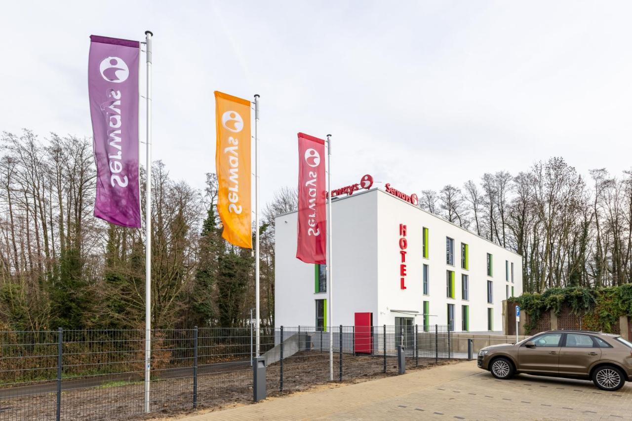 Serways Hotel Hoesel Ratingen Buitenkant foto