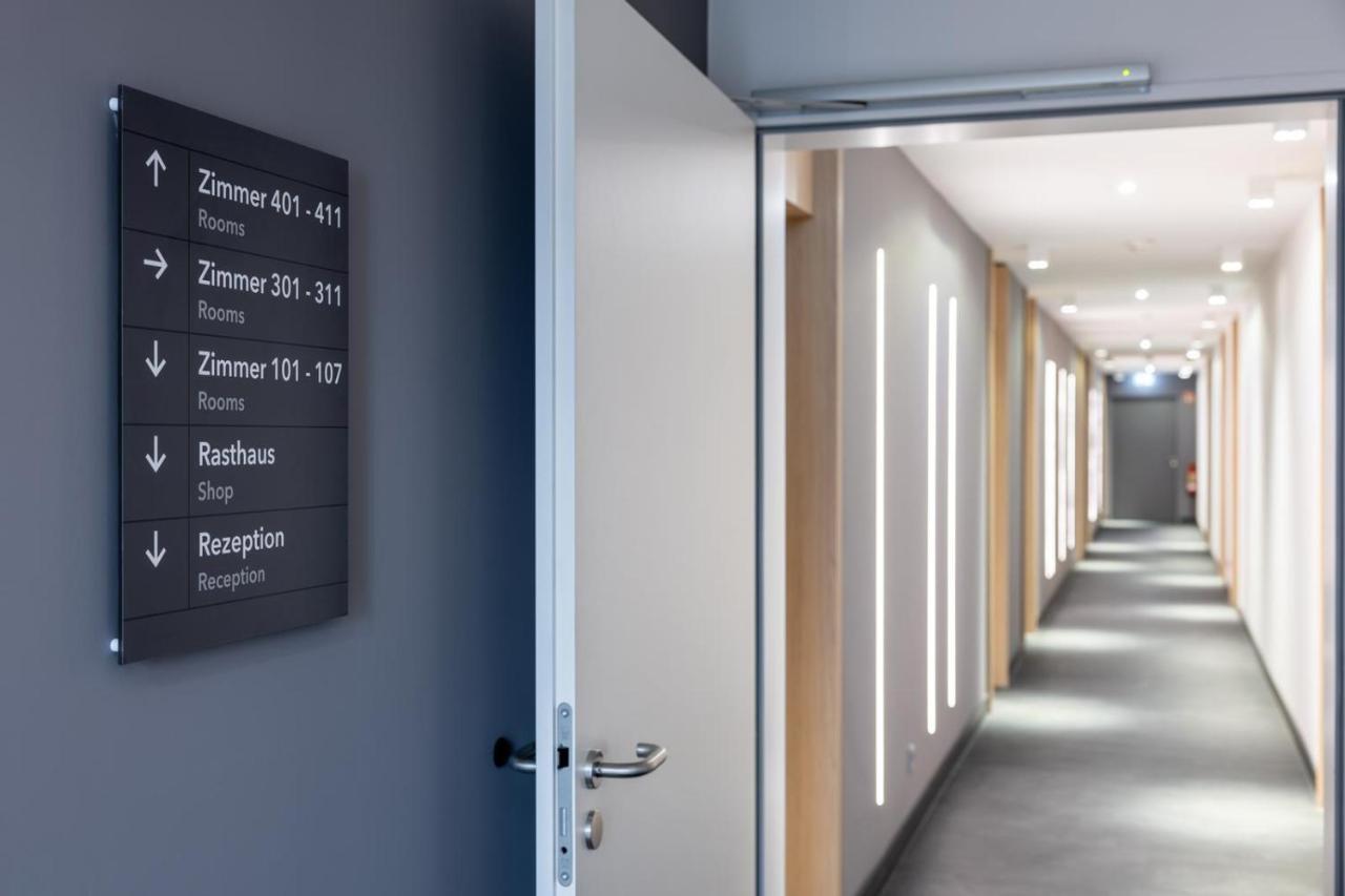 Serways Hotel Hoesel Ratingen Buitenkant foto