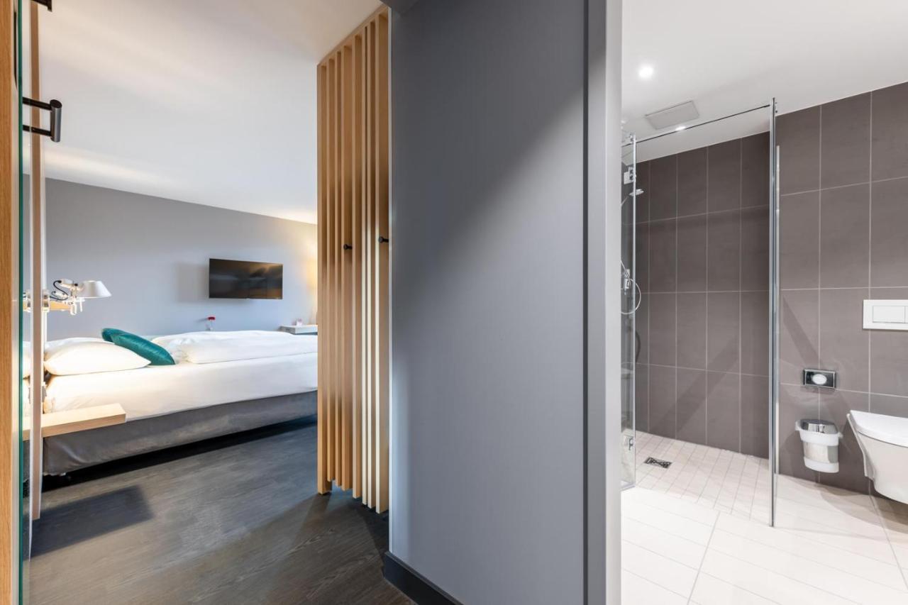 Serways Hotel Hoesel Ratingen Buitenkant foto