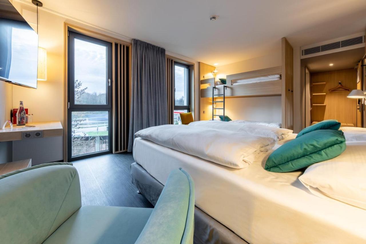 Serways Hotel Hoesel Ratingen Buitenkant foto