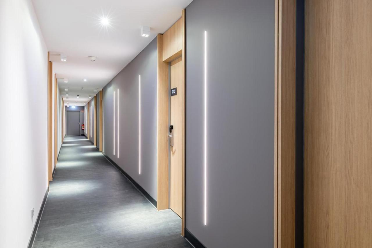 Serways Hotel Hoesel Ratingen Buitenkant foto